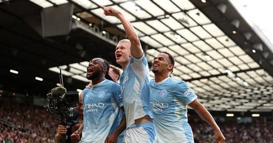 مانشستر سيتي يواجه أستون فيلا في الدوري الإنجليزي الممتاز